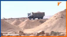مقاول من أبناء الداخلة يشتكي من عدم استفادته من صفقة لنقل الحجارة بميناء الداخلة الأطلسي ويطالب بتوضيحات